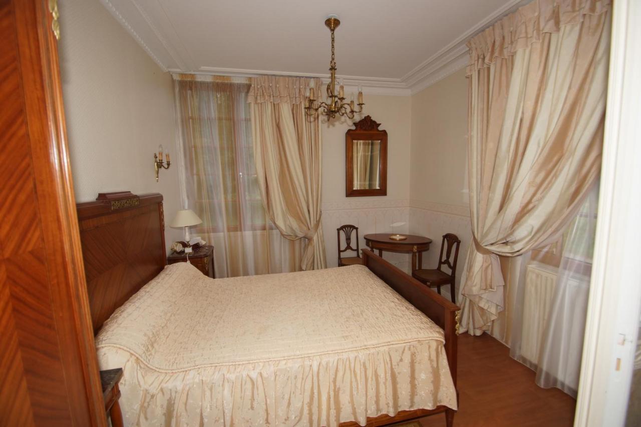 Le Manoir Des Arts Bed & Breakfast Saint-Samson-de-Bonfossé Eksteriør bilde